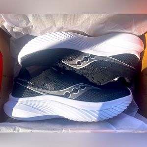Saucony Kinvara 14 Light weight cross trainer